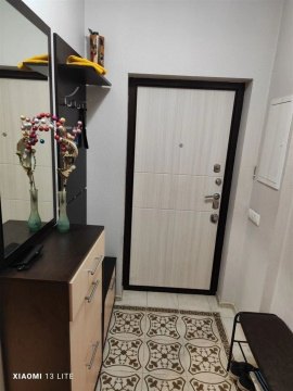 2-к квартира, 2/5 эт., 63м²