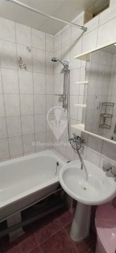 2-к квартира, 5/5 эт., 49м²