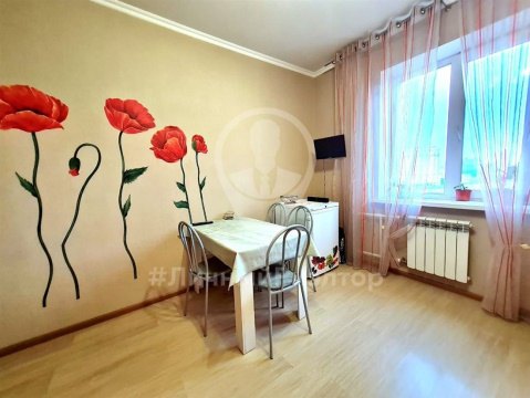 3-к квартира, 8/15 эт., 87м²