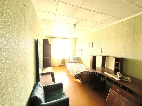 3-к квартира, 5/5 эт., 64м²