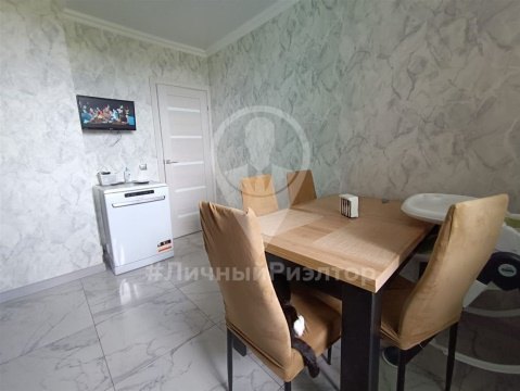 2-к квартира, 12/16 эт., 64м²