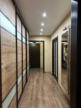 3-к квартира, 1/10 эт., 66м²