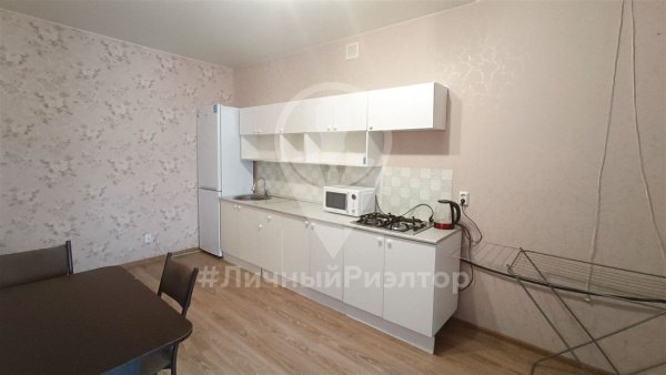2-к квартира, 20/23 эт., 65м²