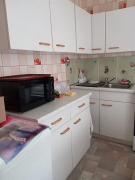 2-к квартира, 4/5 эт., 58м²