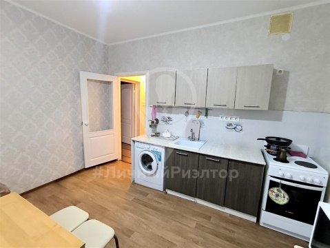 1-к квартира, 11/16 эт., 38м²