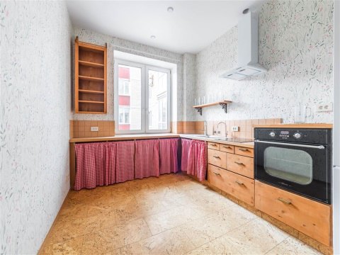 2-к квартира, 2/15 эт., 75м²