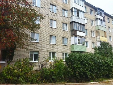 2-к квартира, 5/5 эт., 40м²