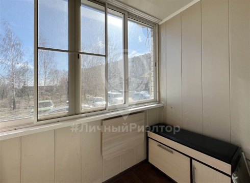 2-к квартира, 1/5 эт., 70м²