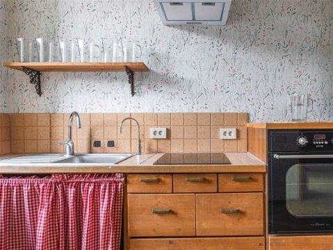 2-к квартира, 2/15 эт., 75м²