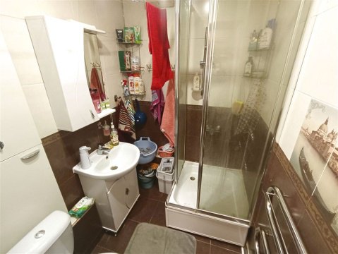 2-к квартира, 1/2 эт., 45м²