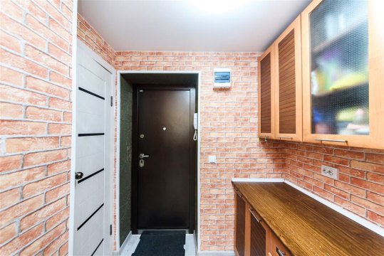 1-к квартира, 5/5 эт., 17м²