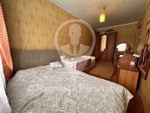 3-к квартира, 1/3 эт., 64м²