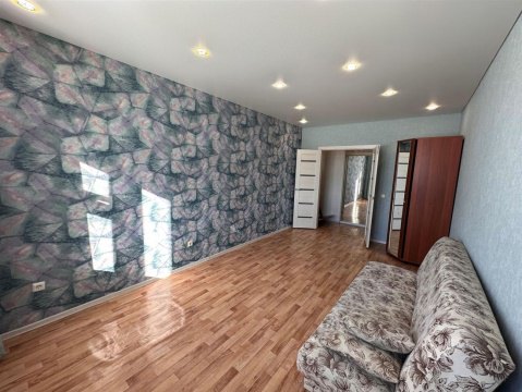 2-к квартира, 3/10 эт., 56м²